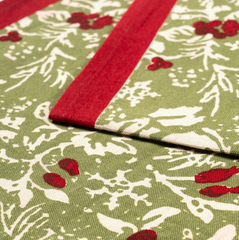 Baies De Houx Red & Green Runner
