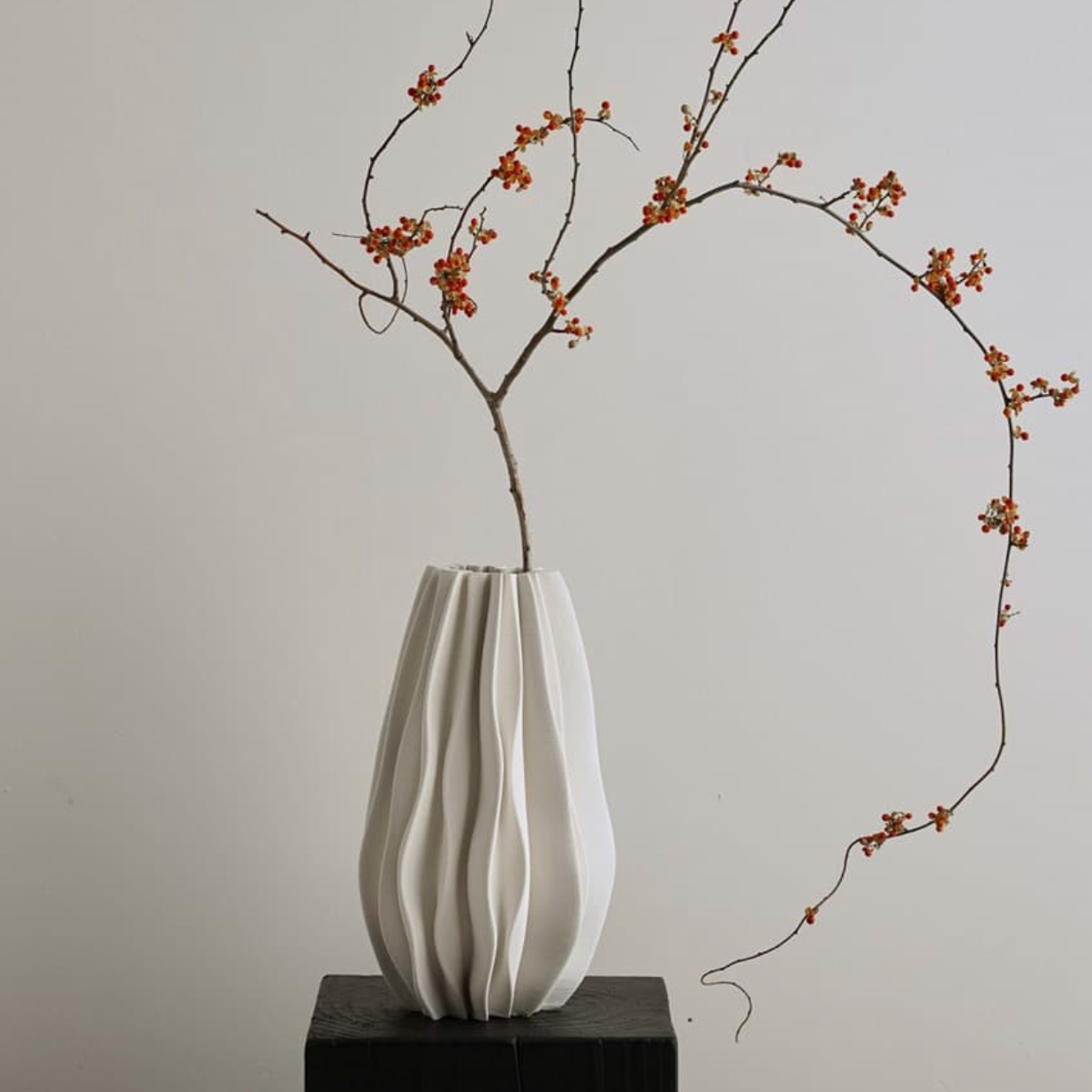 Ceramic Vase White Dia 8