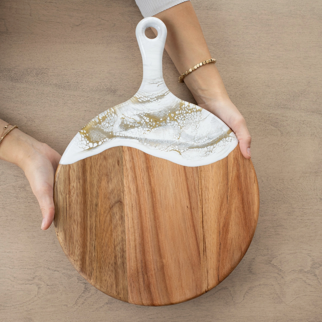 Resin cheese Charcuterie Board 12 Round w/handle